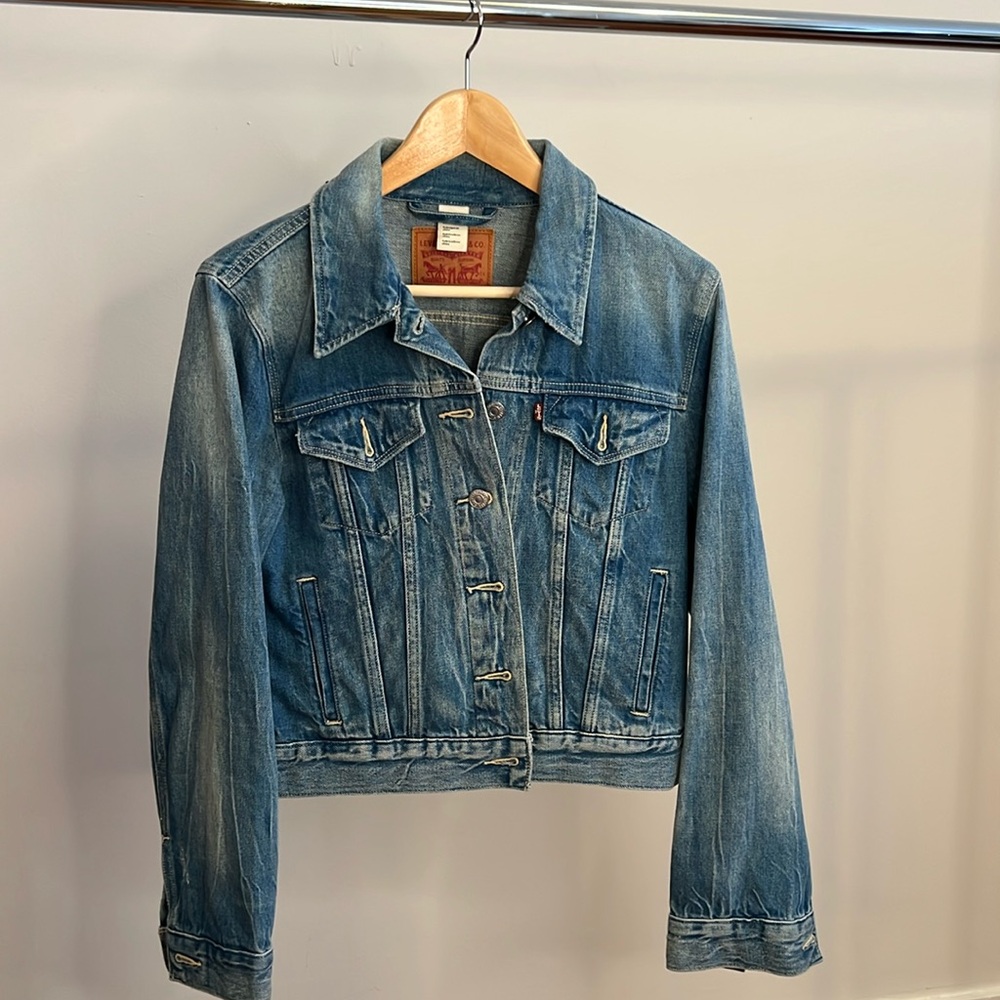 Levi’s trucker jacket women’s M